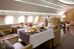 Pfizer won&rsquo;t split; Mylan CEO draws flak for flying private jet